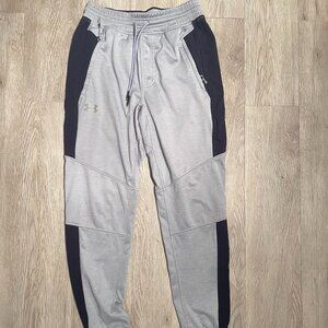 Size Small Mens Under Armour jogging pants